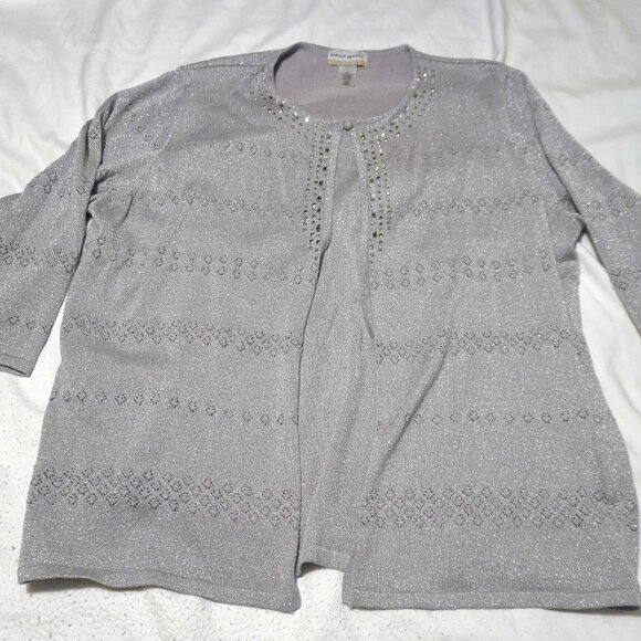 NWT Alfred Dunner Woman Silver Lame' Faux Twinset Sz 2X - Picture 1 of 4